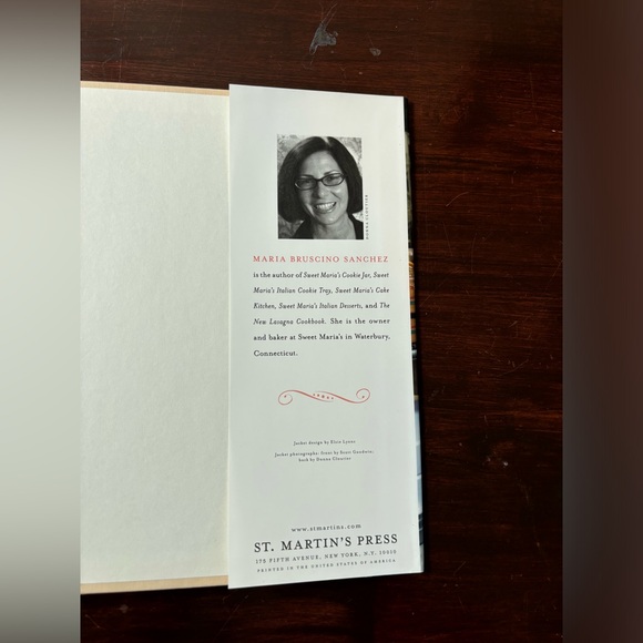 Small, Sweet, and Italian Cookbook - Baking, Italian, Pastries, Desserts - Picture 3 of 5